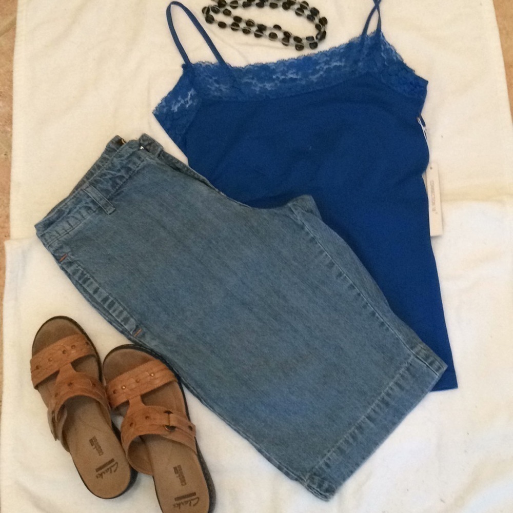 RAFAELLA  Denim Bermuda shorts tailored Bermuda shorts light wash